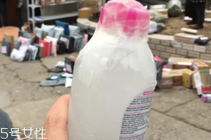 網(wǎng)購(gòu)卸妝水凍成冰坨，化妝品該怎么保存？