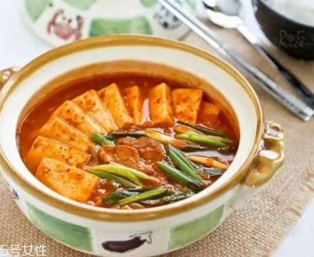 冬天吃燉菜的好處 不僅味美營養價值也高