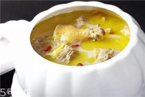 什么人不適合喝雞湯？雞湯雖好但這些人卻無福消受
