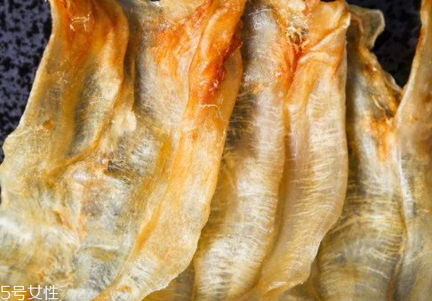 黃花膠和鳘魚膠的區別 取自不同的部位