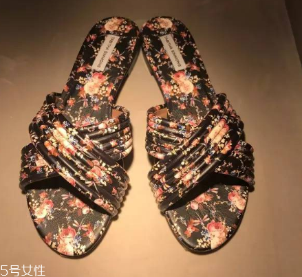 tabitha simmons鞋子多少錢？美到骨子里的高跟鞋
