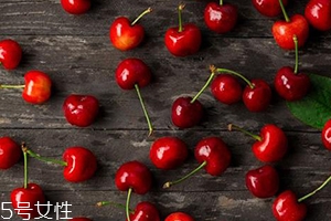 車厘子有苦味可以吃嗎？小心化學試劑