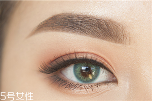如何化妝使眼睛變大？落日線放大雙眼