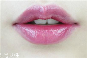 ysl唇釉怎么涂出玻璃唇？打造獨(dú)特唇色