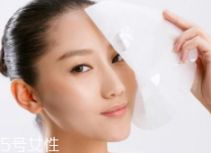 敷面膜為什么越久越干？體溫蒸發