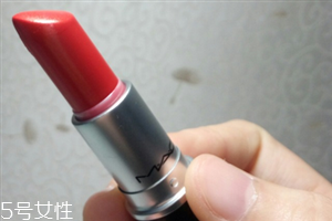 mac sweet sakura適合黃皮嗎？口紅要選擇適合自己的