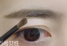 新買的眉粉刷有騷味是怎么回事？羊毛質地正常現象