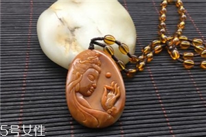 黃龍玉能碰水嗎？冷水是可以碰的