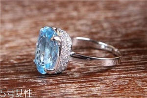托帕石能終身佩戴嗎？佩戴之前先要知道這個