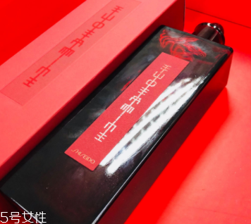 皮膚不吸收護膚品怎么回事？光用乳液面霜遠遠不夠