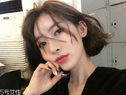 2018短發和長發哪個顯年輕 這些發型顯氣質