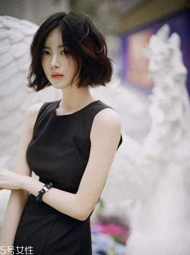 大臉女生適合的短發發型 短發打理步驟