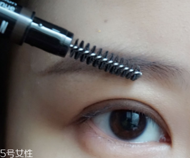 眉筆哪個牌子好用？手殘黨超好用眉筆推薦