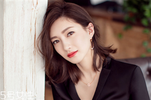 2018年將要流行的女生發型 女生短發燙發流行款