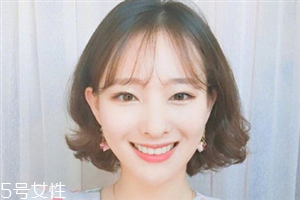 短發波波頭怎么樣好看 知性又輕熟的韓式中分短發
