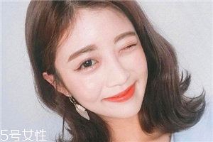 齊肩發怎么燙好看？女生發型設計與臉形搭配
