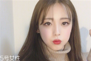 2018秋冬女生長發發型推薦 試試換一個發型
