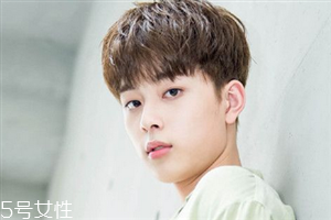 2018男生流行發型名稱 2018年男生短發發型圖片