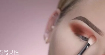 huda beauty沙漠盤怎么畫？油管大神一步步示范