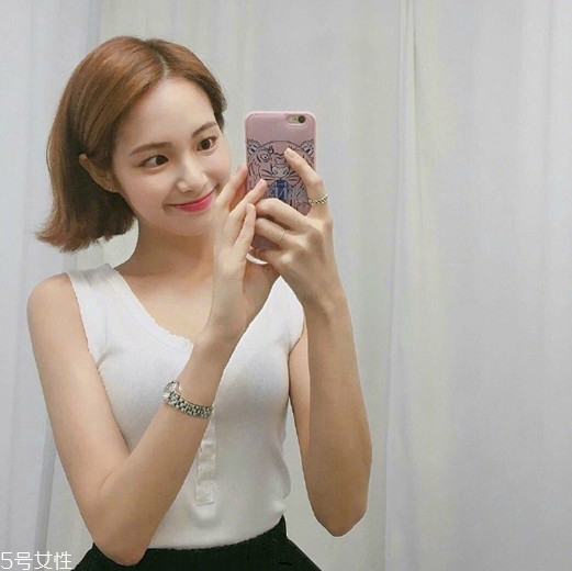 齊肩發怎么燙好看？女生發型設計與臉形搭配