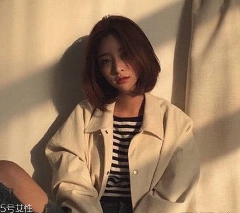 2018秋冬女生長發發型推薦 試試換一個發型