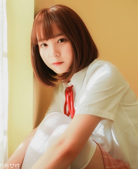 2018秋冬女生長發發型推薦 試試換一個發型