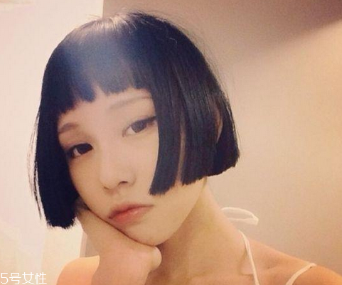 2018年將要流行的女生發型 女生短發燙發流行款