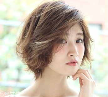 女生短發怎么打理好看 想換發型的妹子看過來