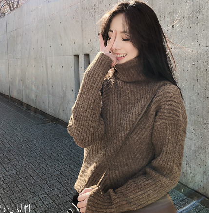 毛衣上的咖啡漬怎么洗？巧用甘油輕松解決