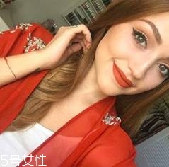 南瓜色口紅怎么挑選？十分高級的色彩