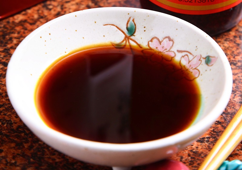 醬油和生抽老抽的區別 醬油的種類介紹