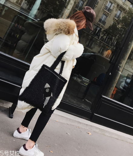 胯寬穿什么衣服好看？再也不用擔心屁股大