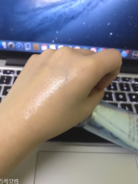 愛敬氣墊專柜多少錢？愛敬精華水粉霜氣墊bb