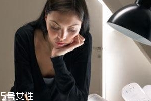 熬夜肌膚如何保養？急救面膜是熬夜肌的滅火器