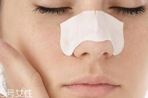 去黑頭面膜多久用一次？撕拉式和泥質頻次不同