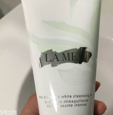 lamer海藍之謎和阿瑪尼哪個好？