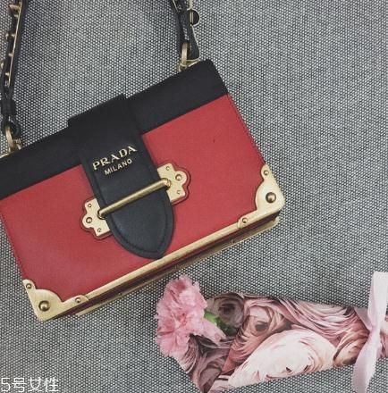 prada是一線品牌嗎？意大利百年奢侈品牌