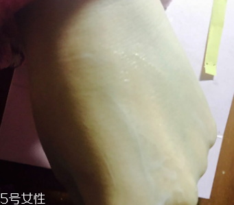 悅詩風吟乳液為什么搓泥？吸收度一般