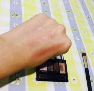 KATE眼影飛粉嗎？持久不飛粉