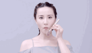 黃皮用什么顏色的腮紅？選擇與黃色互補的紫色