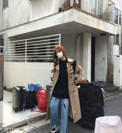 風衣搭配什么鞋子？早春美出新高度