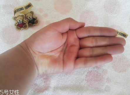 柳屋生發水有用嗎？一個月后長出新發