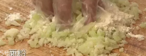 吃花菜可以減肥嗎？熱量低適合減肥時吃