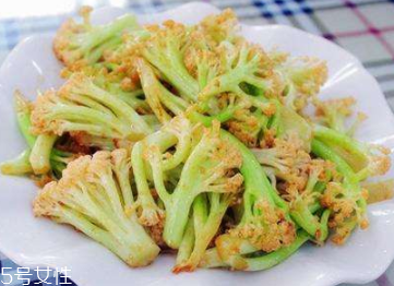 花菜炒多久能熟？5分鐘就足夠