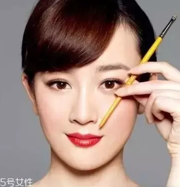 怎么化標準眉？三點法打造親和眉形