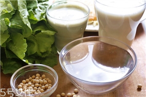 用豆漿機打豆漿豆子和水的比例多少最好