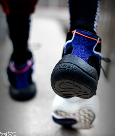 adidas crazy byw lvl 1 boost實戰測評