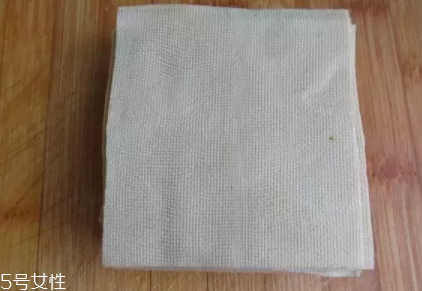 豆腐皮能油炸嗎？火候太猛容易炸糊
