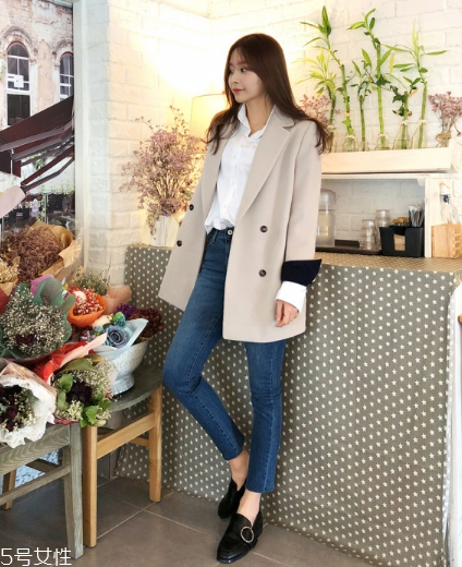 雙排扣西裝怎么搭配？盡顯帥氣女王范兒