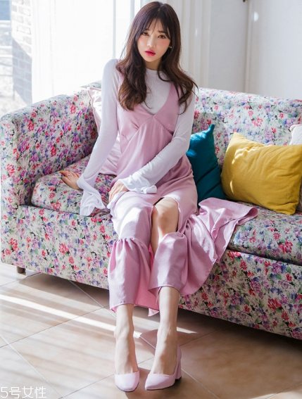 圓頭高跟鞋怎么搭配？顯高又淑女